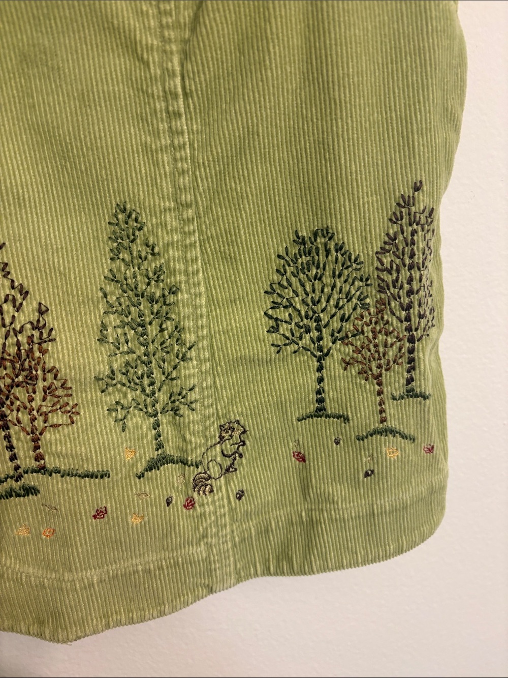Christopher and banks Corduroy Embroidered Green Sleeveless vest - Picture 5 of 9